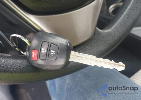 2015 Toyota Rav4 Xle from USA, damaged, VIN JTMRFREV3FD112954